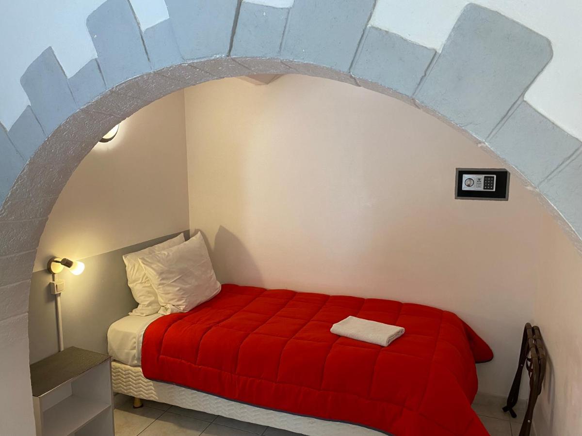 Logis Hotel La Chaumiere Marseillan  Eksteriør billede