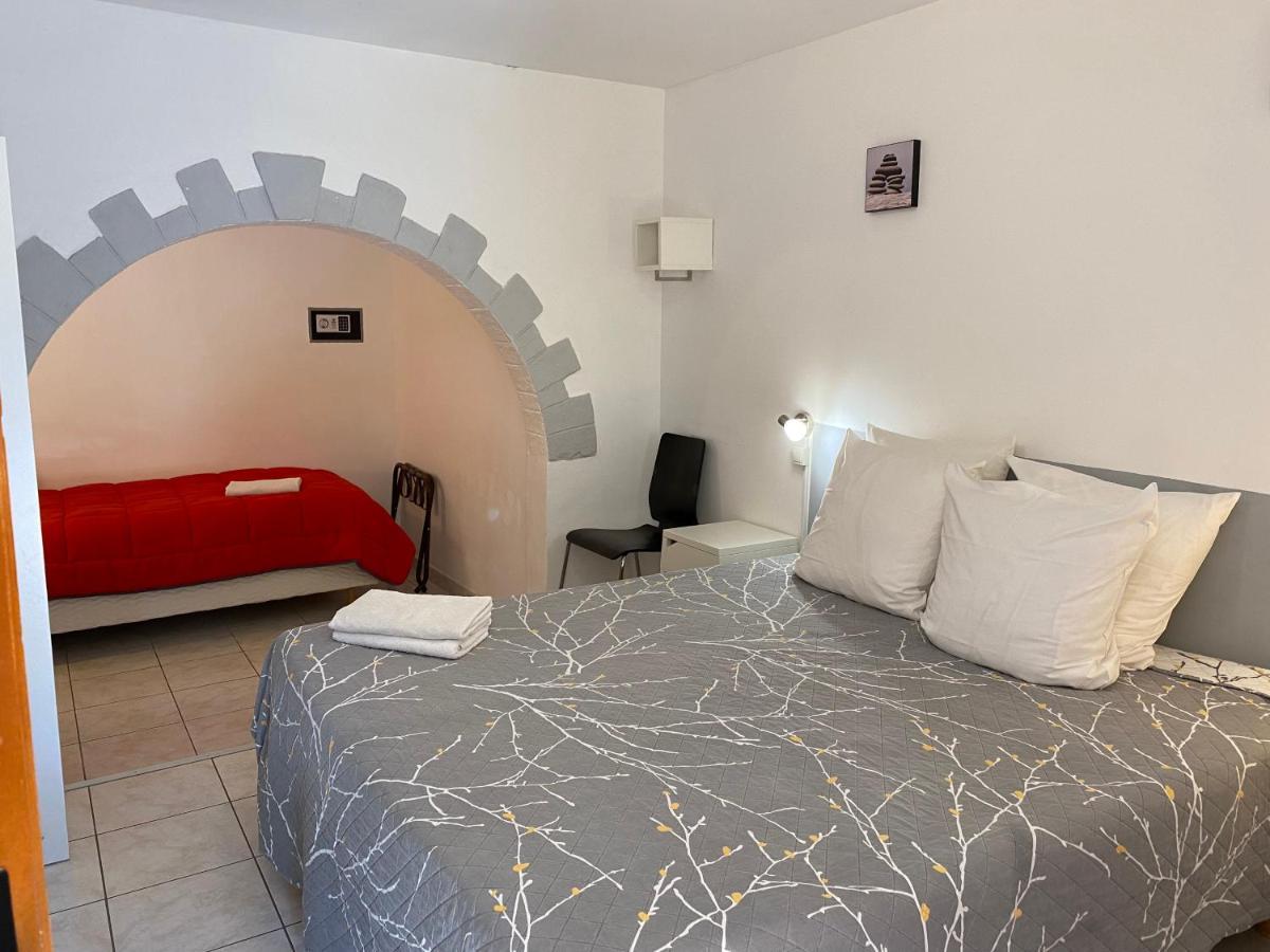Logis Hotel La Chaumiere Marseillan  Eksteriør billede