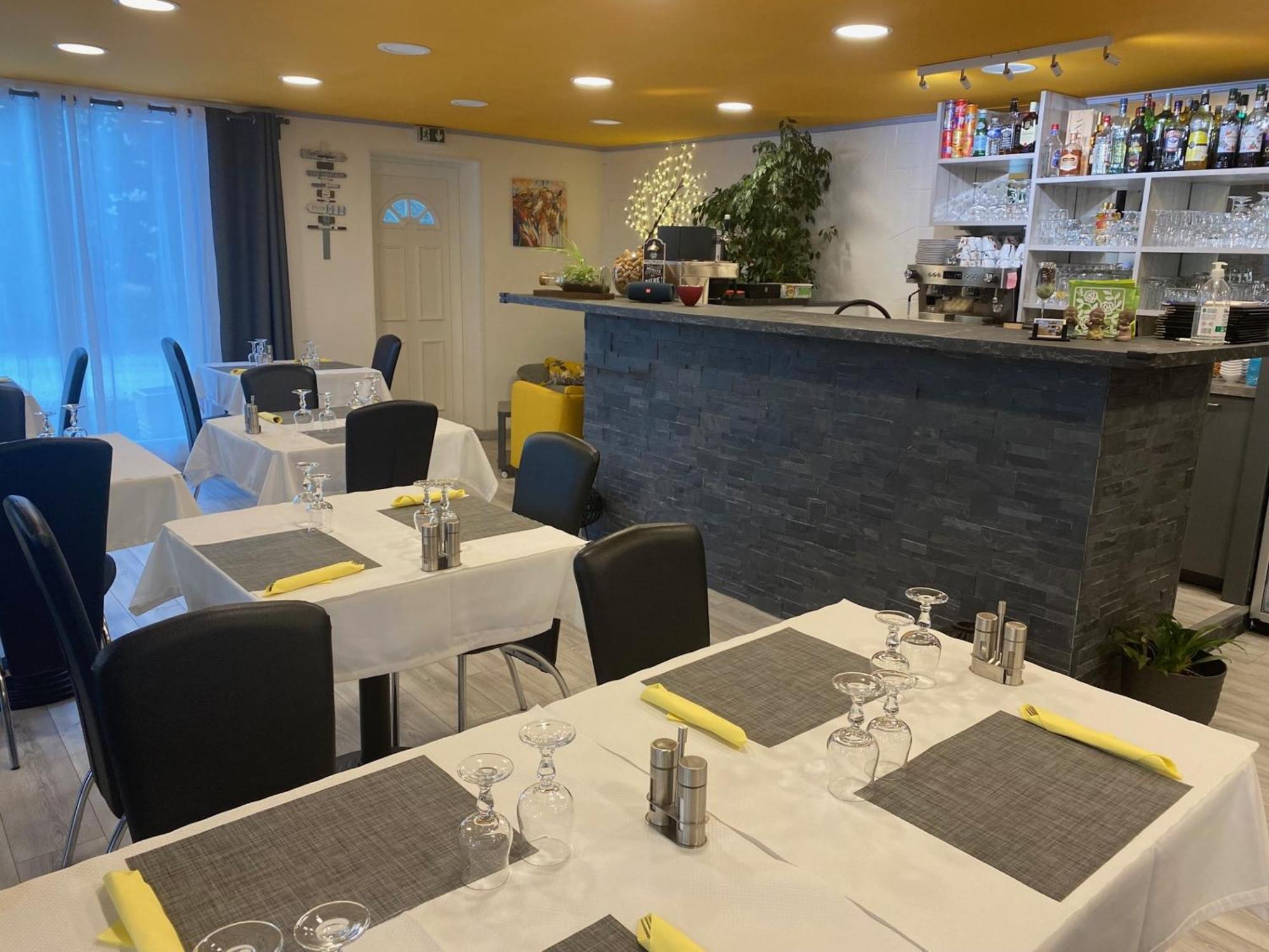Logis Hotel La Chaumiere Marseillan  Eksteriør billede