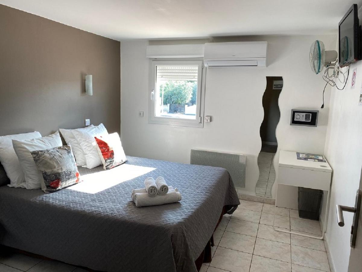 Logis Hotel La Chaumiere Marseillan  Eksteriør billede
